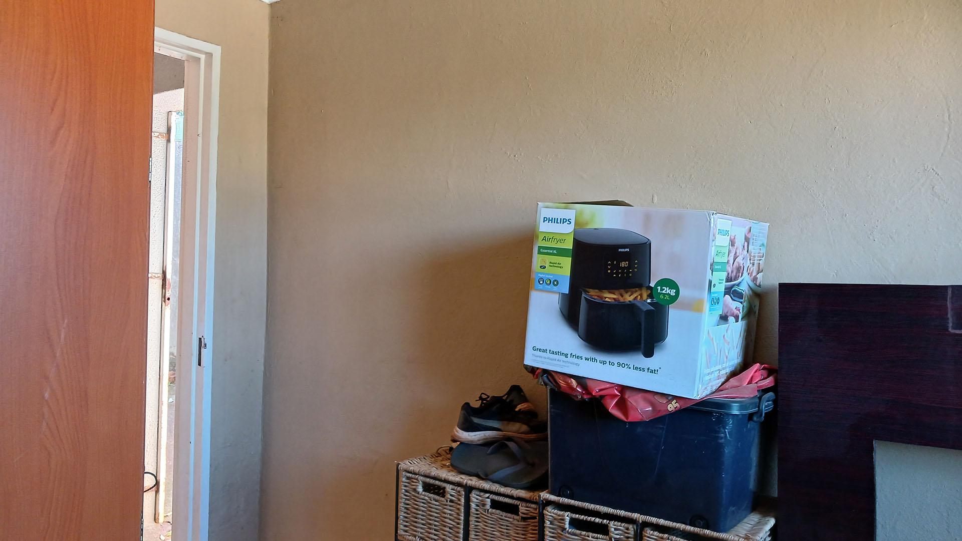 Staff Room - 11 square meters of property in Roodekrans