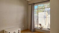 Bed Room 1 - 11 square meters of property in Roodekrans