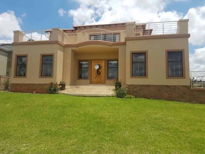 5 Bedroom House for Sale For Sale in Blue Valley Golf Estate - MR548510