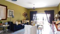 Lounges - 26 square meters of property in Sunninghill