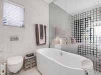 Main Bathroom - 7 square meters of property in Sunninghill
