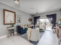 Lounges - 26 square meters of property in Sunninghill