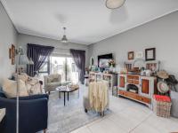 Lounges - 26 square meters of property in Sunninghill