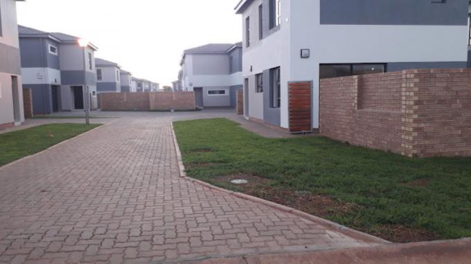 3 Bedroom Apartment to Rent in Centurion Central - Property to rent - MR548599