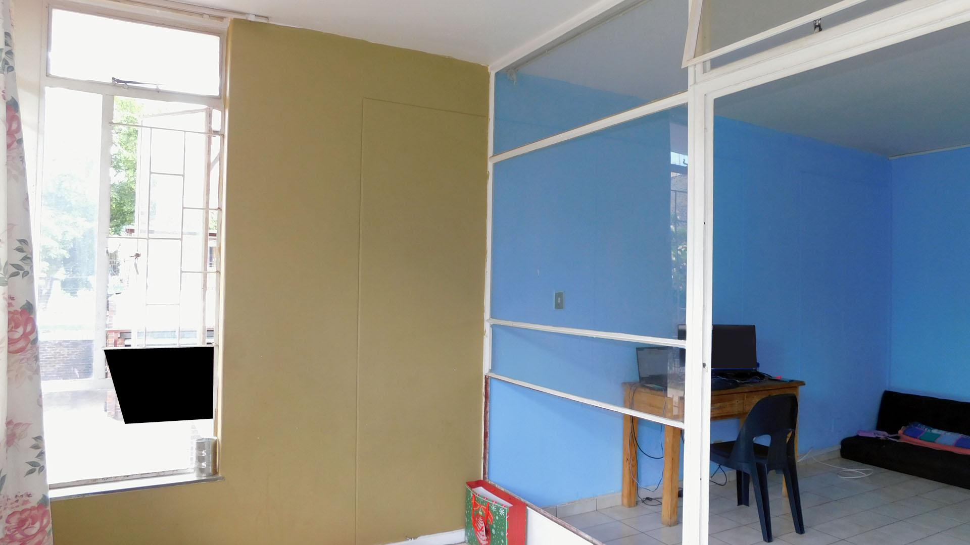 Bed Room 1 - 12 square meters of property in Sunnyside