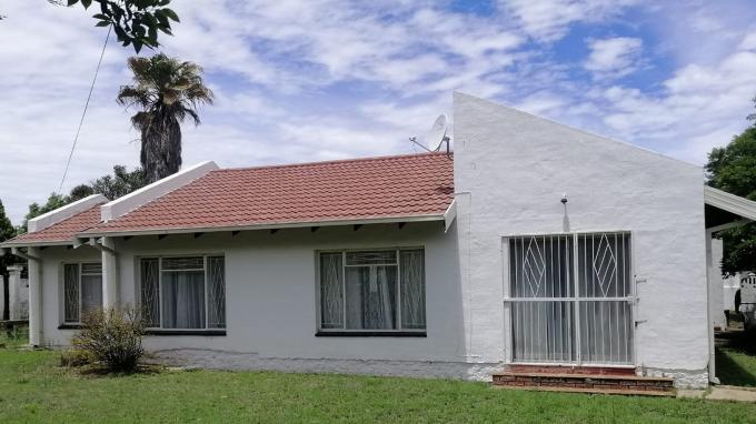 3 Bedroom House for Sale For Sale in Senekal - Private Sale - MR548781