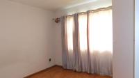 Bed Room 1 - 12 square meters of property in Vorna Valley