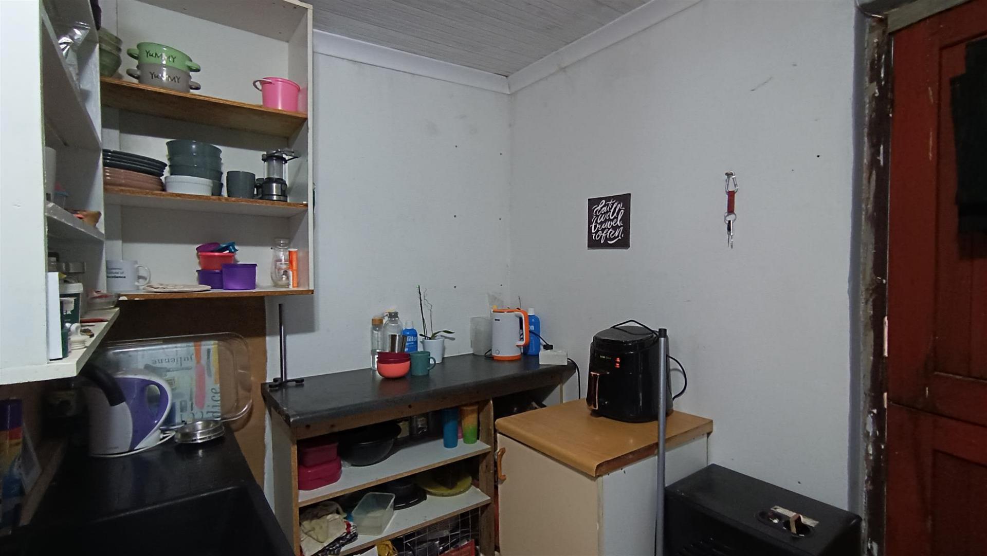 Kitchen - 20 square meters of property in Cape Town Centre