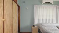 Main Bedroom - 19 square meters of property in Amanzimtoti 