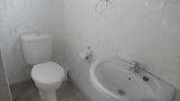 Bathroom 2 of property in Amanzimtoti 