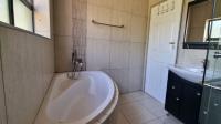 Bathroom 1 - 9 square meters of property in Delmas