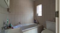 Main Bathroom - 4 square meters of property in Highveld