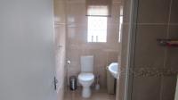 Main Bathroom - 5 square meters of property in Cosmo City