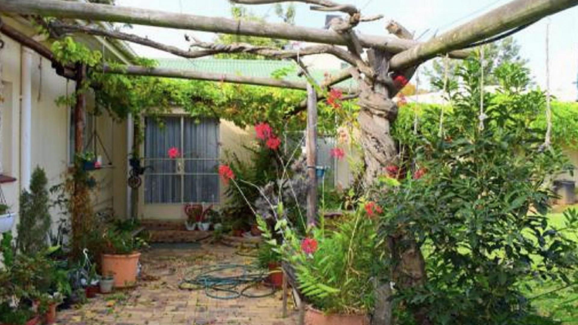 Patio of property in Villiersdorp