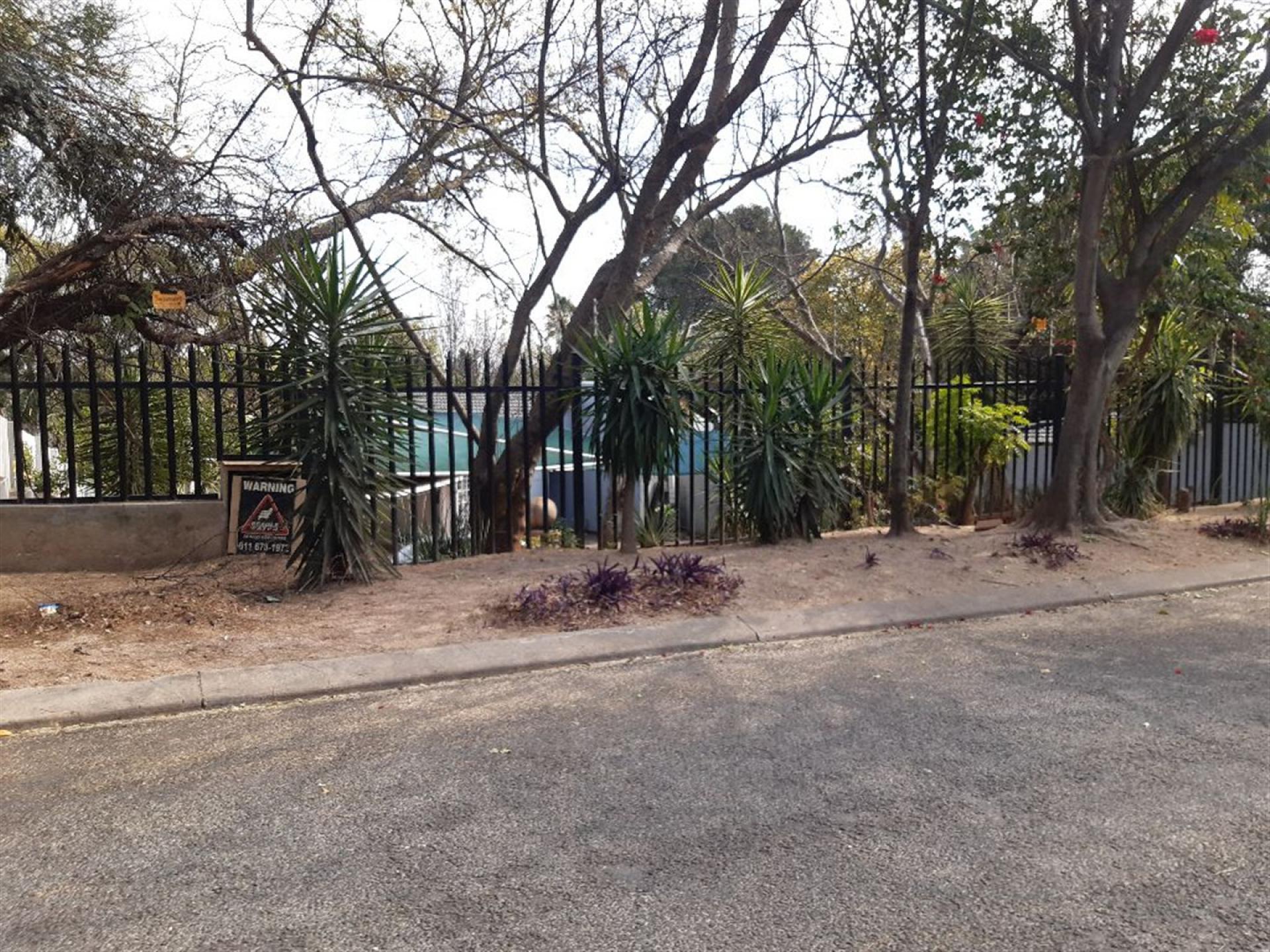 Front View of property in Bryanston