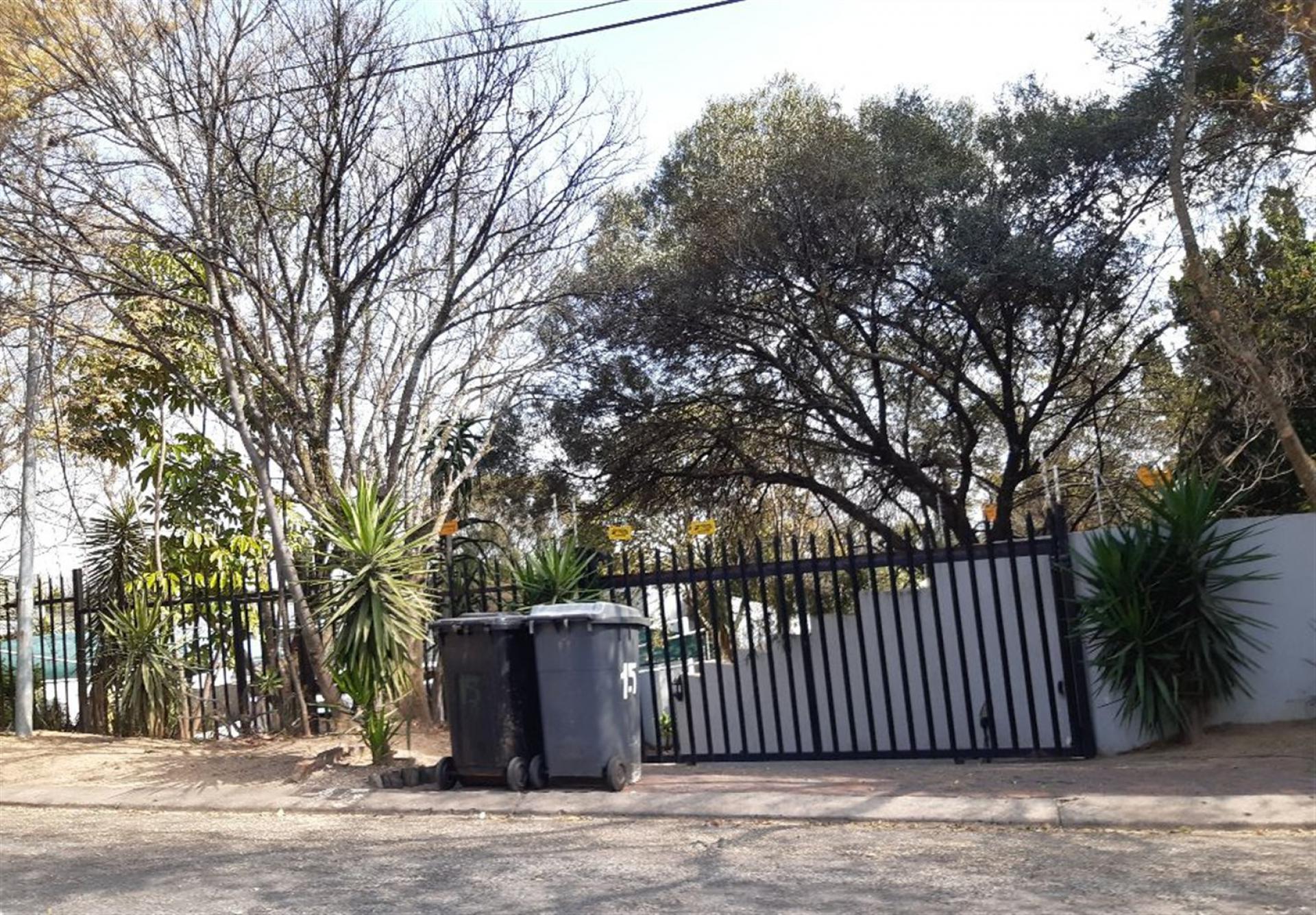 Front View of property in Bryanston