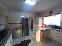 Kitchen of property in Westpark