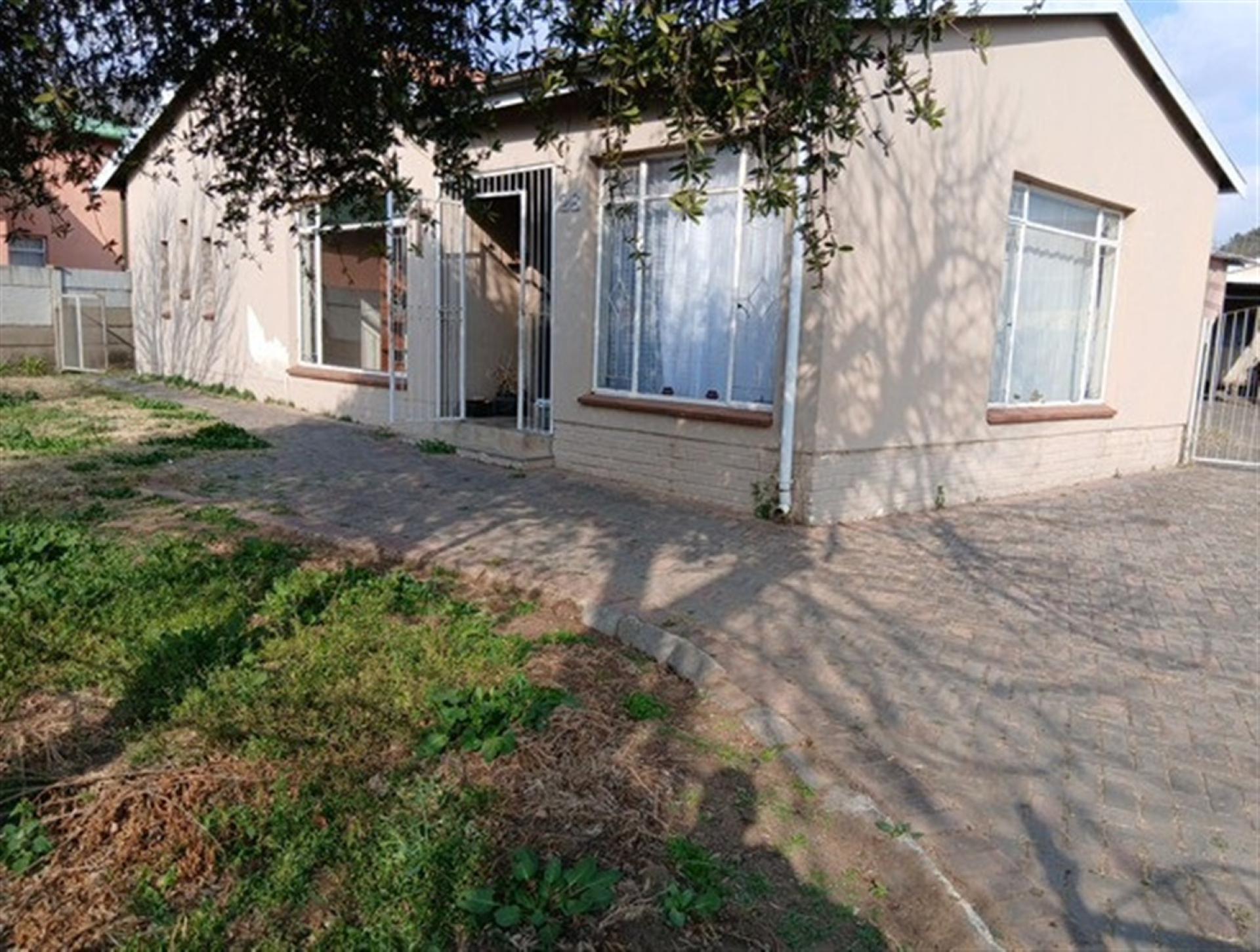 Front View of property in Sasolburg