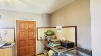Kitchen - 9 square meters of property in Karenpark