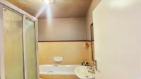 Bathroom 1 - 5 square meters of property in Karenpark
