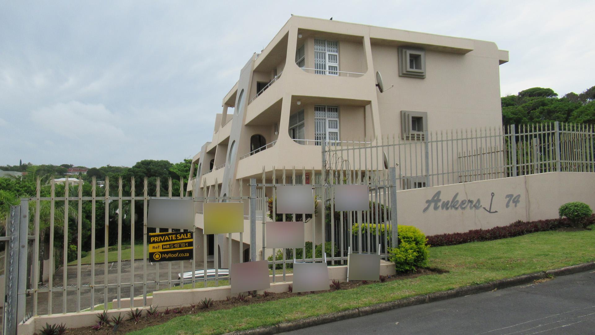Front View of property in Manaba Beach