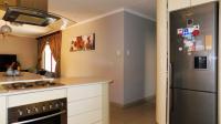 Kitchen - 12 square meters of property in Theresapark