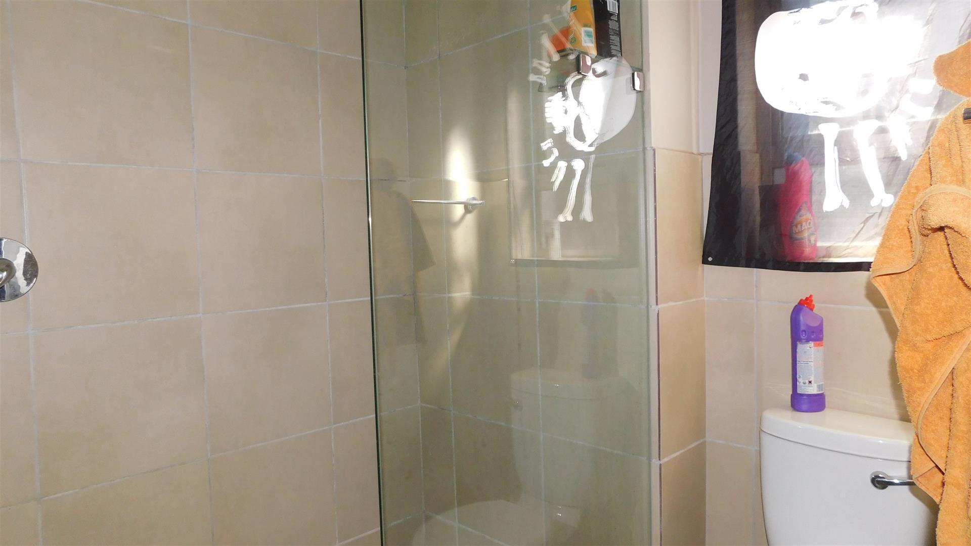 Bathroom 1 of property in Montana