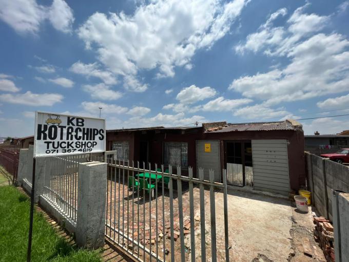 2 Bedroom House for Sale For Sale in Vergenoeg MR549774