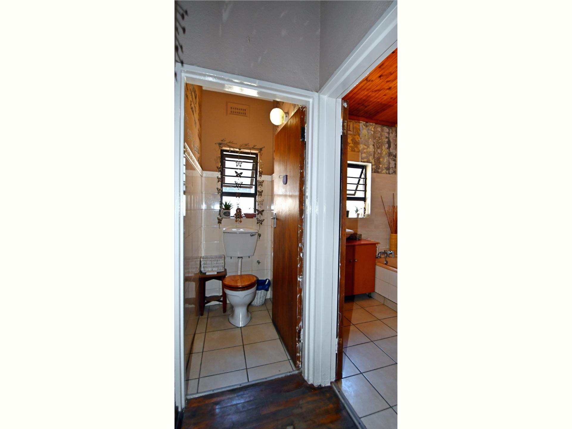 4 Bedroom House for Sale For Sale in Avondale MR549778 M