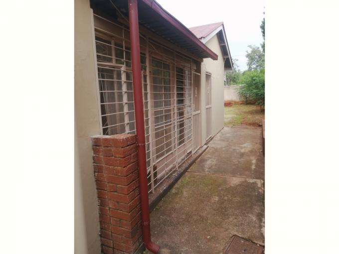 4 Bedroom House for Sale For Sale in The Orchards - MR549781