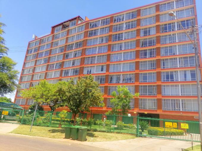 2 Bedroom Apartment for Sale For Sale in Weavind Park - MR549962