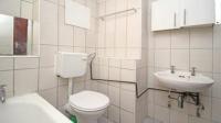 Bathroom 1 - 6 square meters of property in Sunnyside