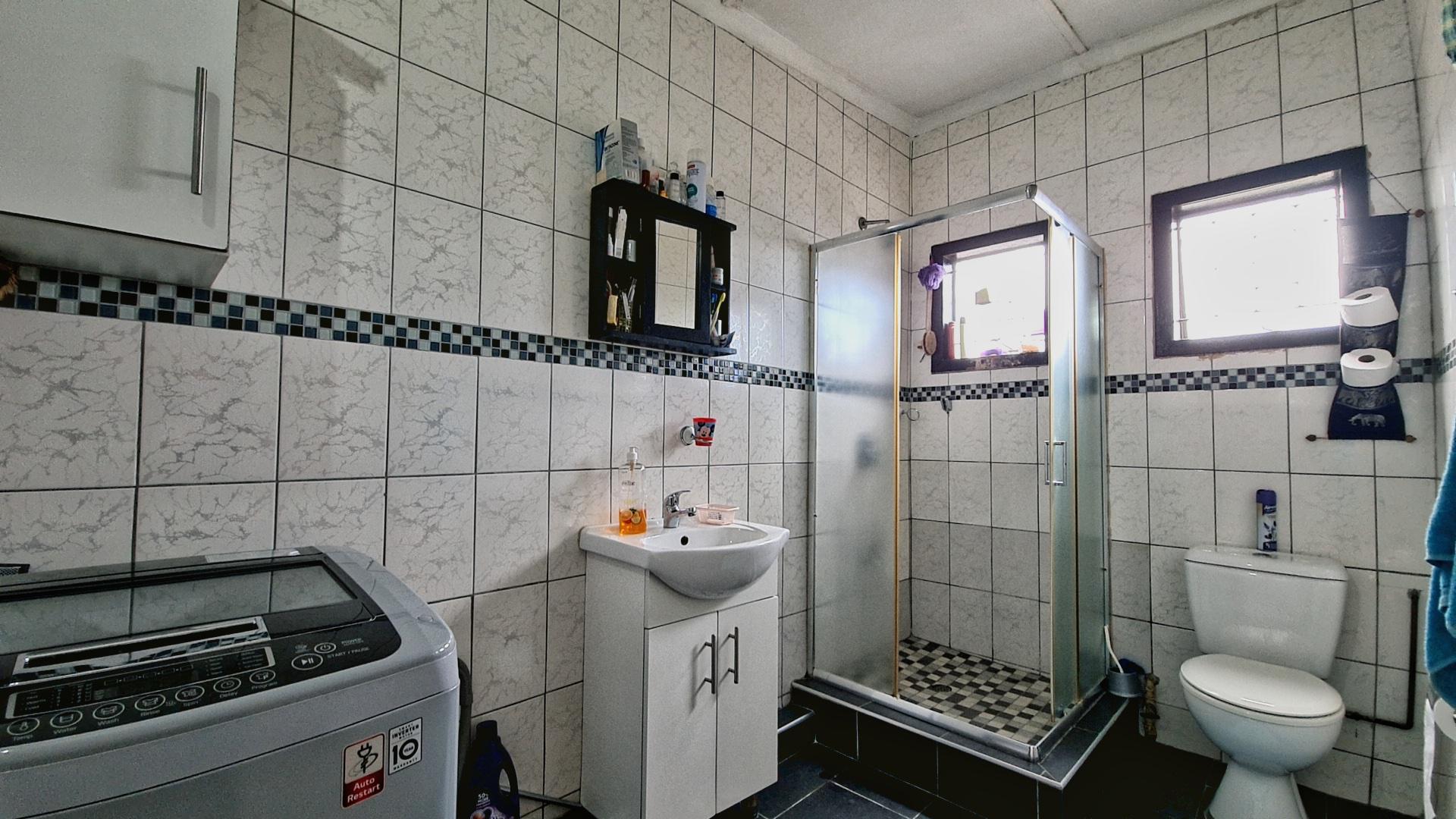 3 Bedroom Apartment for Sale For Sale in Merebank East MR5