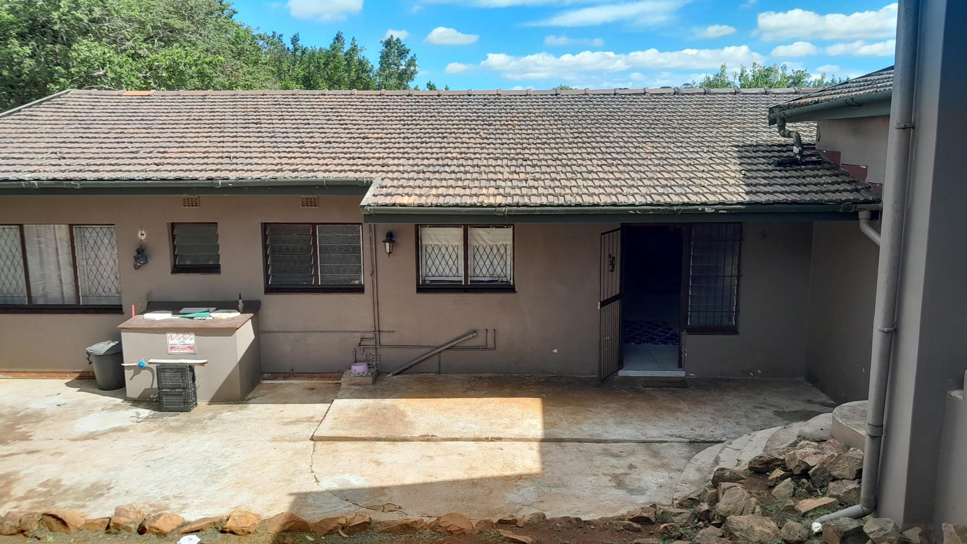 Front View of property in Yellowwood Park 