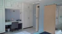 Main Bedroom - 47 square meters of property in Yellowwood Park 