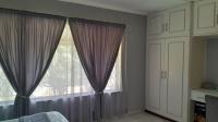 Main Bedroom - 47 square meters of property in Yellowwood Park 