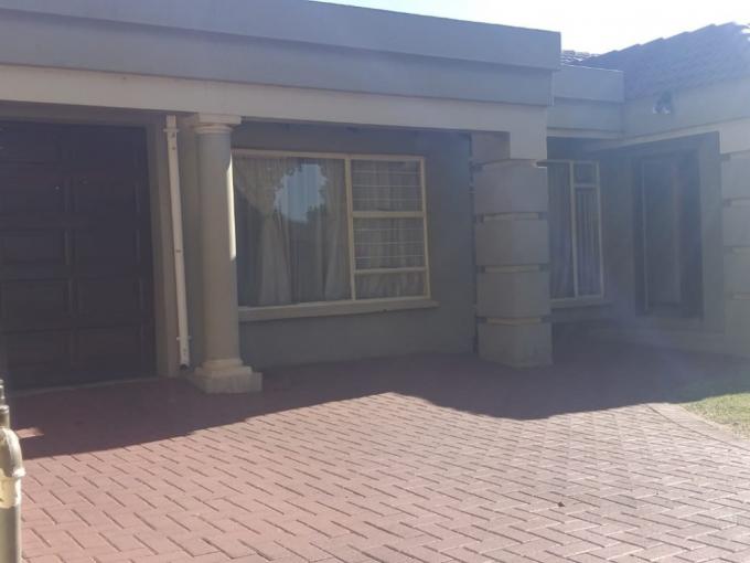 4 Bedroom House for Sale For Sale in Germiston - MR550097