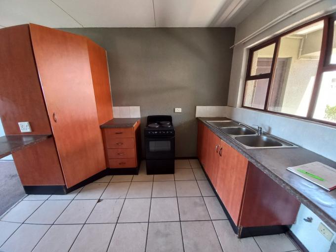 2 Bedroom House for Sale For Sale in Montclair (Dbn) MR550