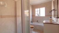 Main Bathroom - 6 square meters of property in Mooikloof Ridge