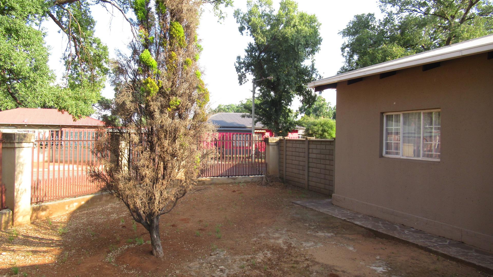 Backyard of property in Vanderbijlpark