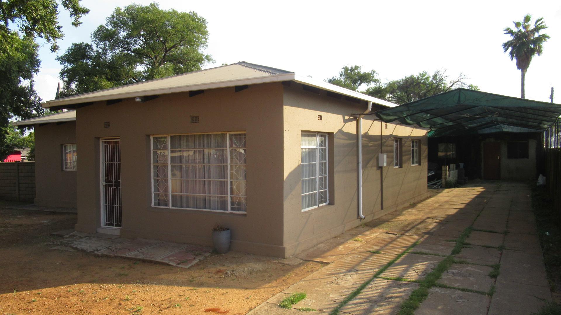 Front View of property in Vanderbijlpark