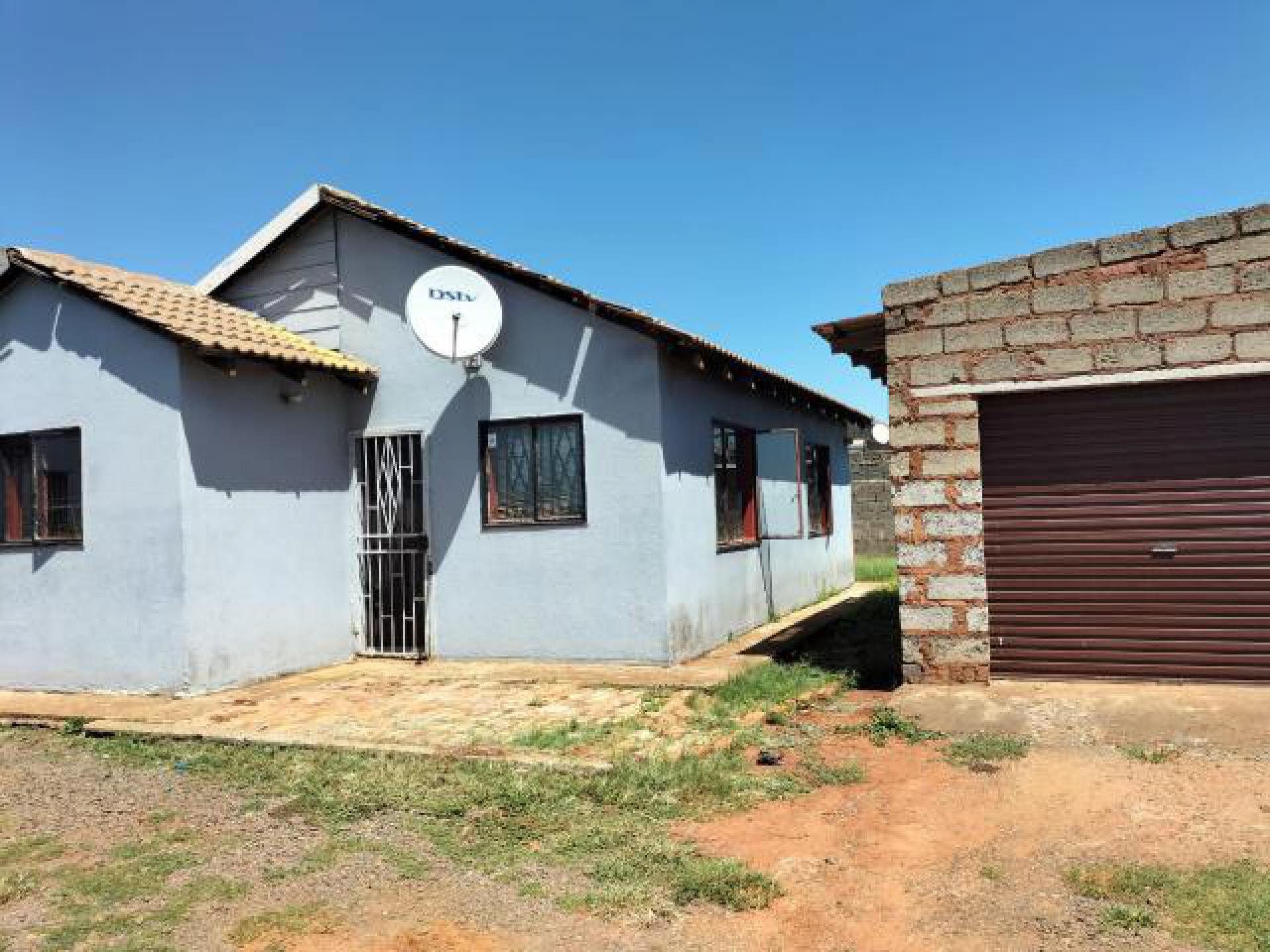 Standard Bank EasySell 2 Bedroom House for Sale in Villa Liz