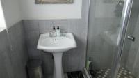 Main Bathroom - 6 square meters of property in Elspark