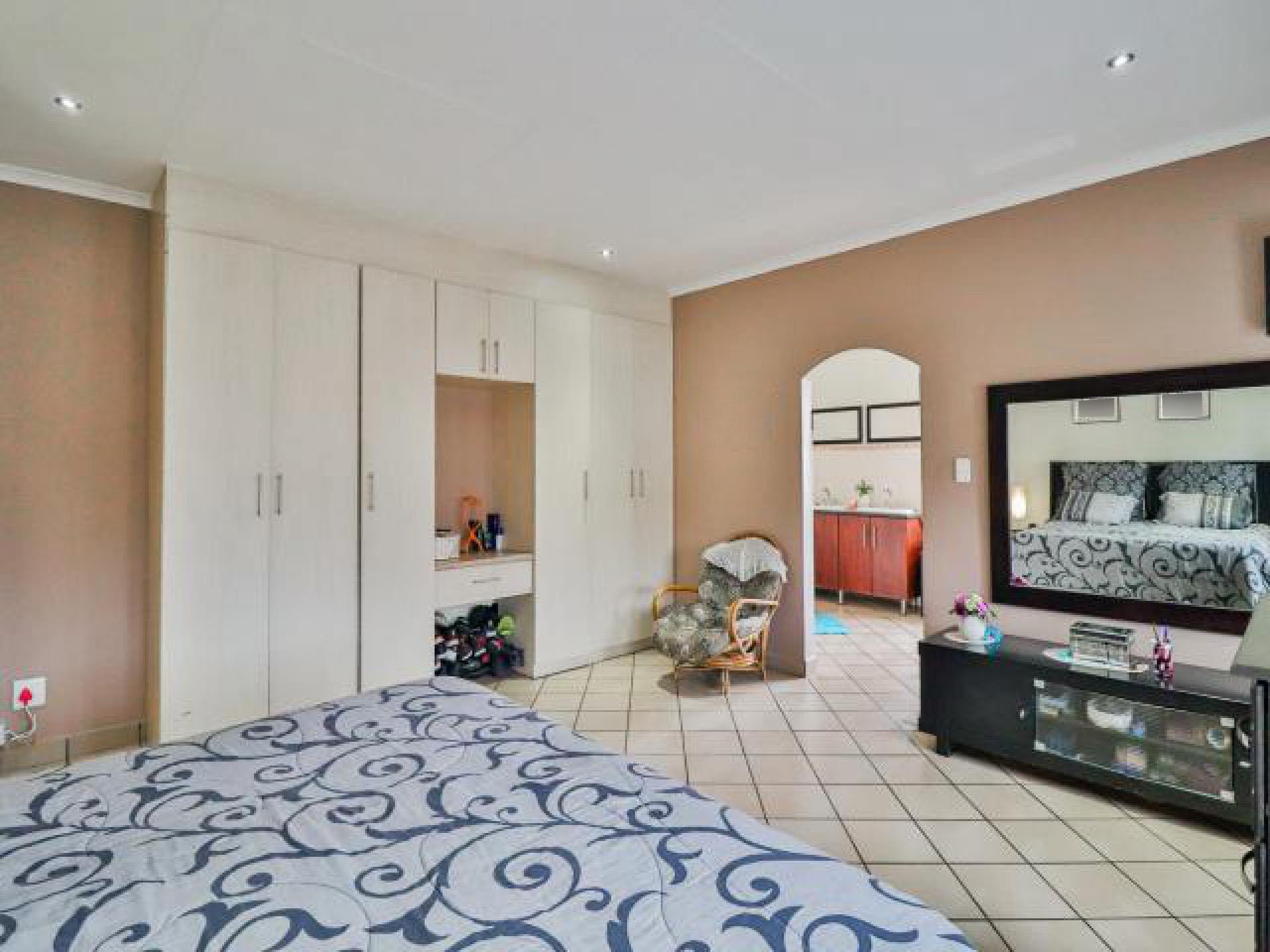 Main Bedroom of property in White River