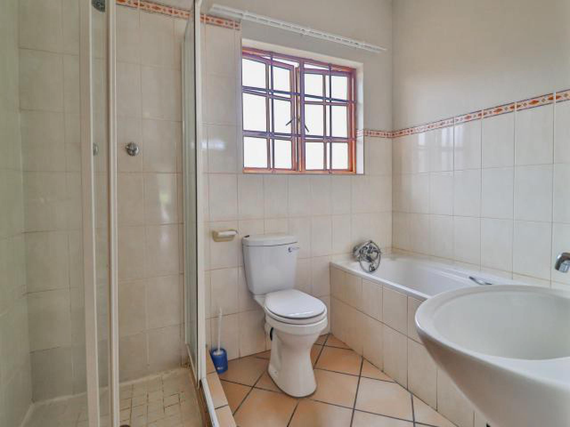 Bed Room 2 of property in White River