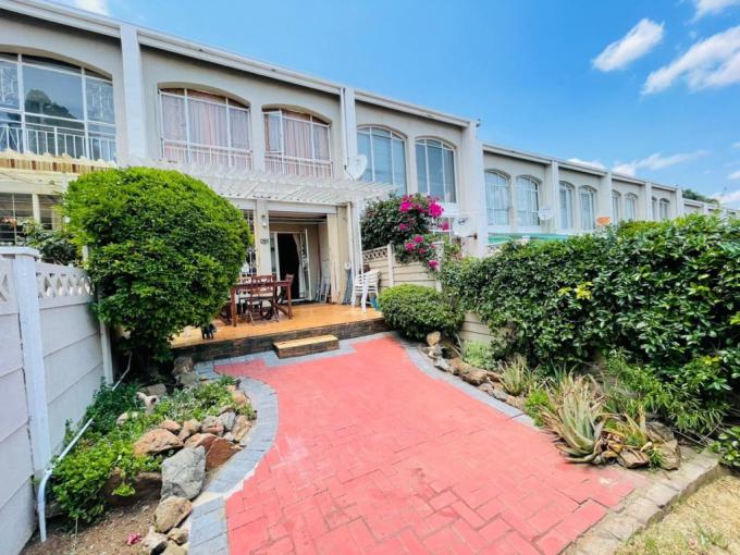 2 Bedroom Simplex for Sale For Sale in Haddon MR550701 M