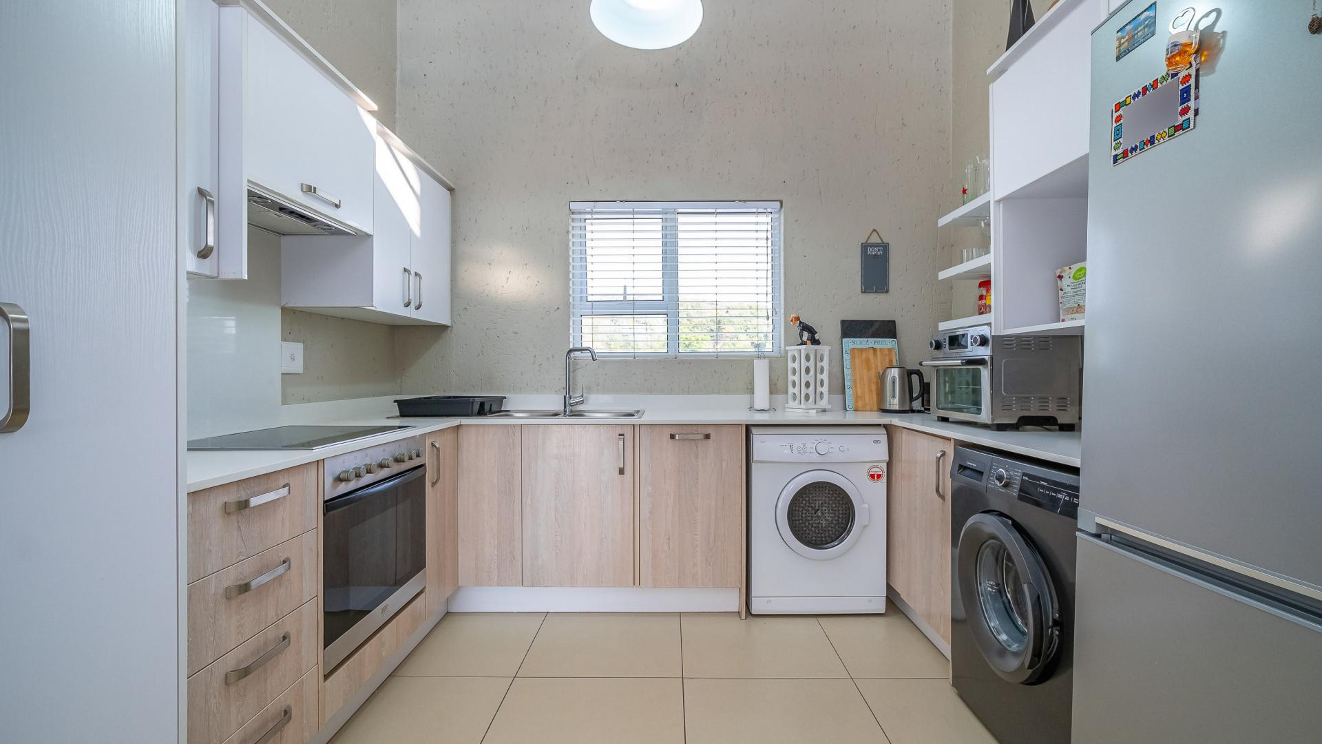 Kitchen of property in Paulshof