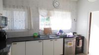 Kitchen - 27 square meters of property in Southport