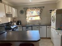 Kitchen - 12 square meters of property in Durbanville  