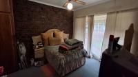 Bed Room 1 of property in Bloemfontein